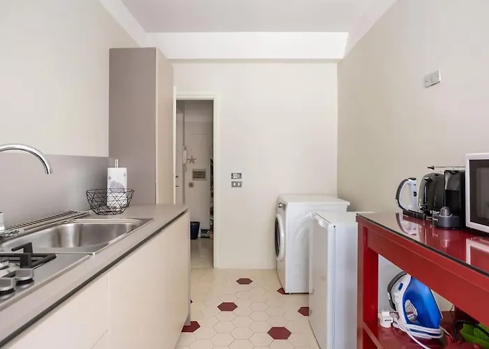 Authentic Monti 5 Mins From Colosseum * Rome